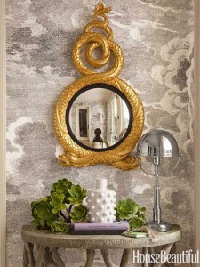 hbx-gold-serpent-mirror-0912-Dhong-04-lgn
