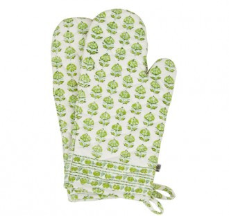 annisa_green_mitts