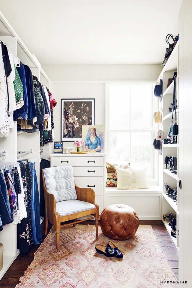 brooklyn-deckers-eclectic-texas-home-turns-on-the-southern-charm-1723369-1459993550.640x0c