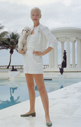 CZ Guest by the pool in the iconic shot taken by Slim Aarons